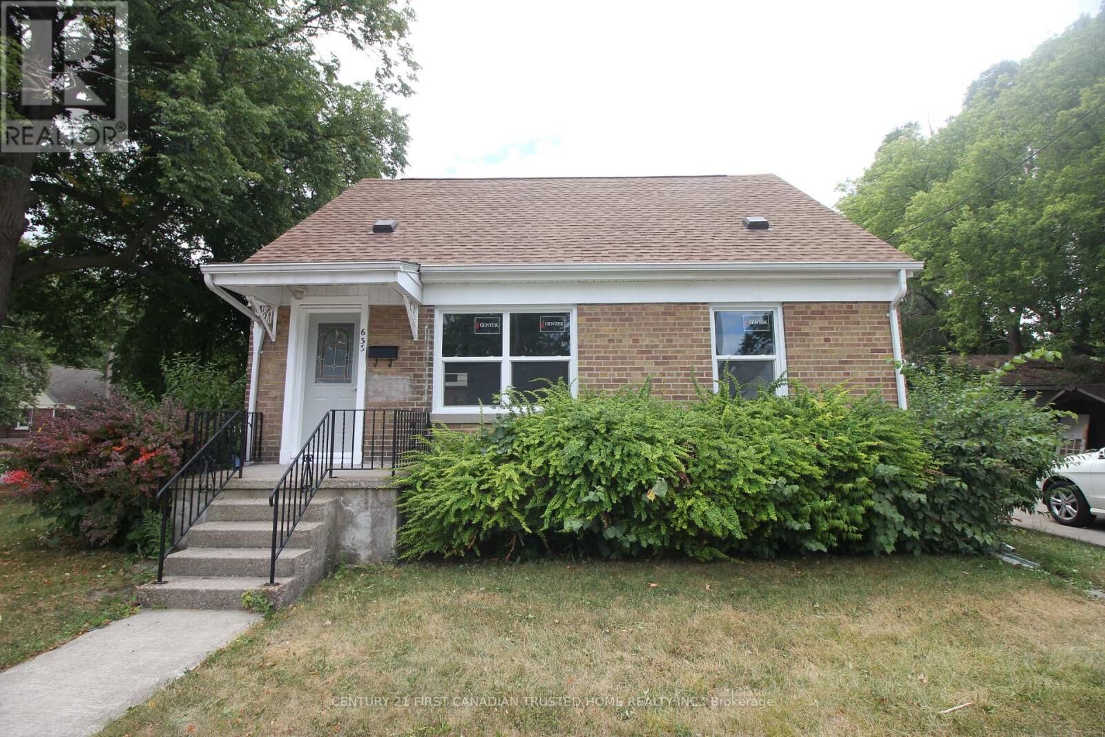 Property Photo: 633 Confederation Street ON N7T 2C6