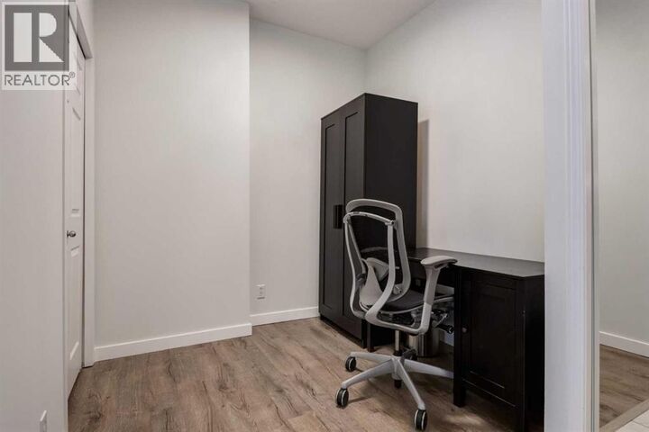 Property Photo:  1053 10 Street Southwest  AB T2R 1S6 