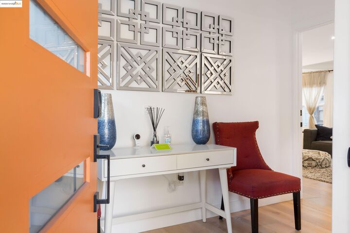 Property Photo:  75 Echo Ave  CA 94611 
