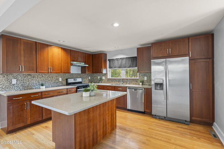 Property Photo: 532 Font Grove Road NY 12159