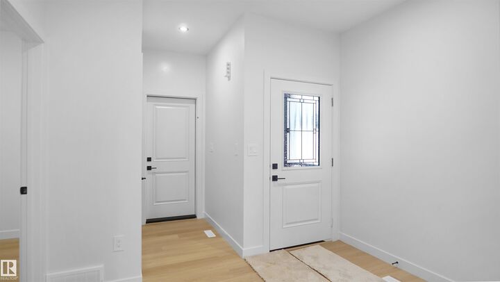 Property Photo:  17 Tenuto Link  AB T7X 0Z3 