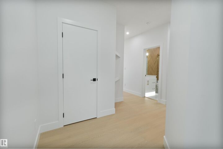 Property Photo:  3505 44 Avenue  AB T4X 3G9 