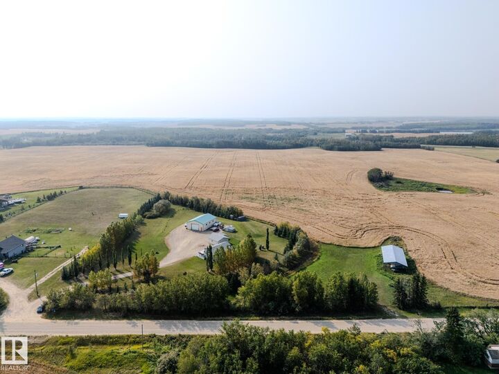 Property Photo:  23021 Twp Road 502 B  AB T0B 3M1 