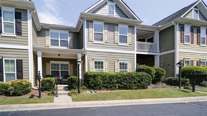 1126 Lake Point Way  Suwanee GA 30024 photo