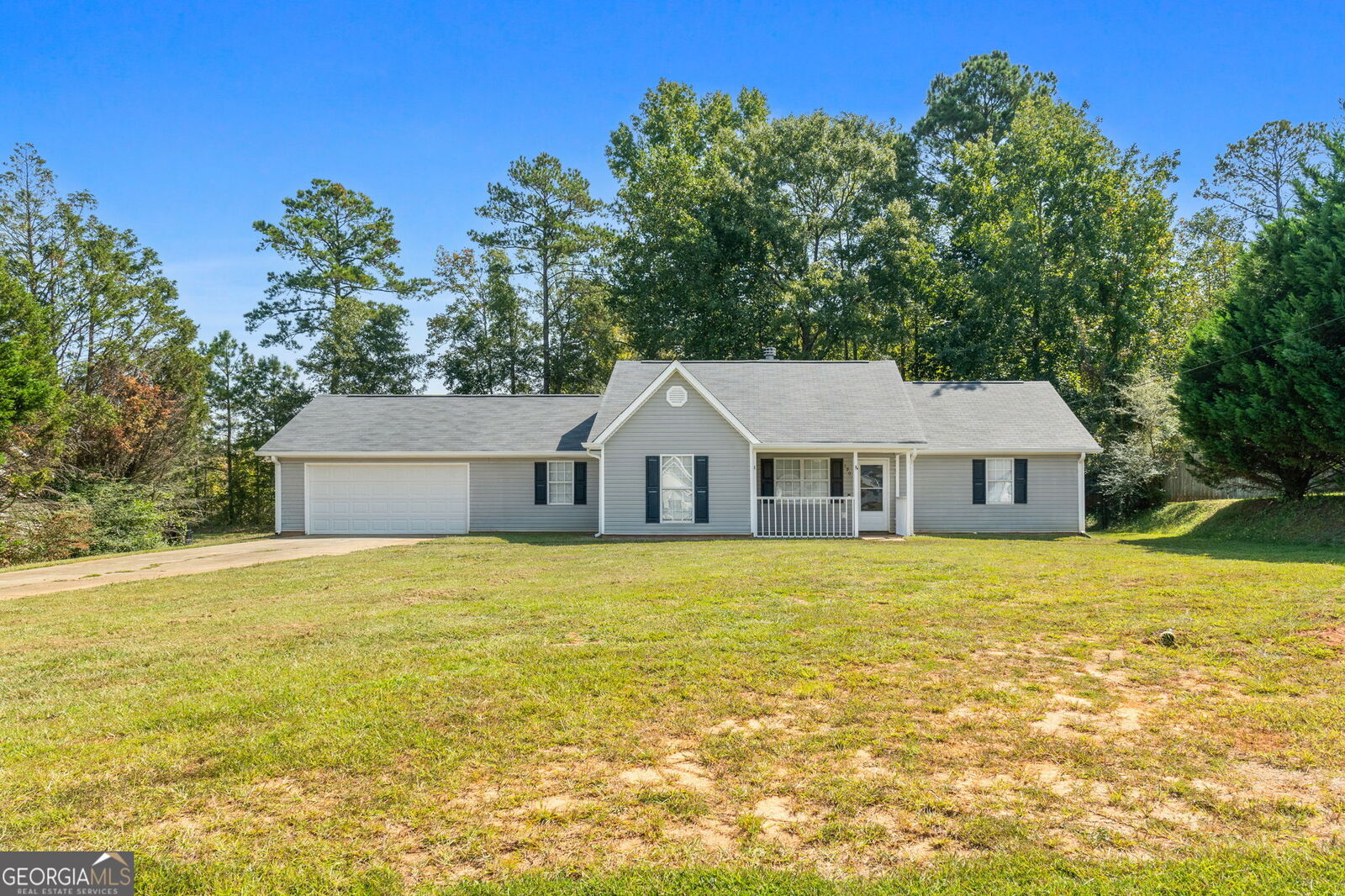 Property Photo: 190 Bonnies Way GA 30234