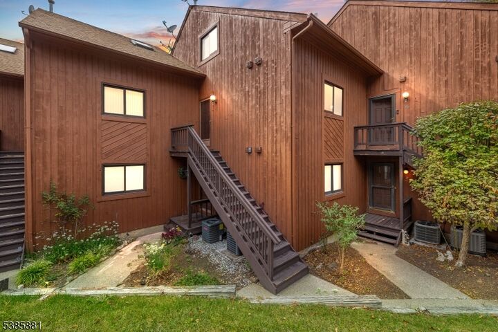 4 Attitash Dr Unit 6  Vernon Twp. NJ 07462 photo