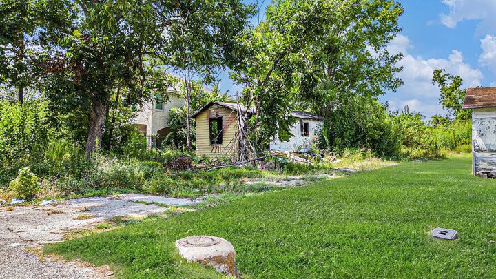 Property Photo: 7711 Wileyvale Road TX 77016