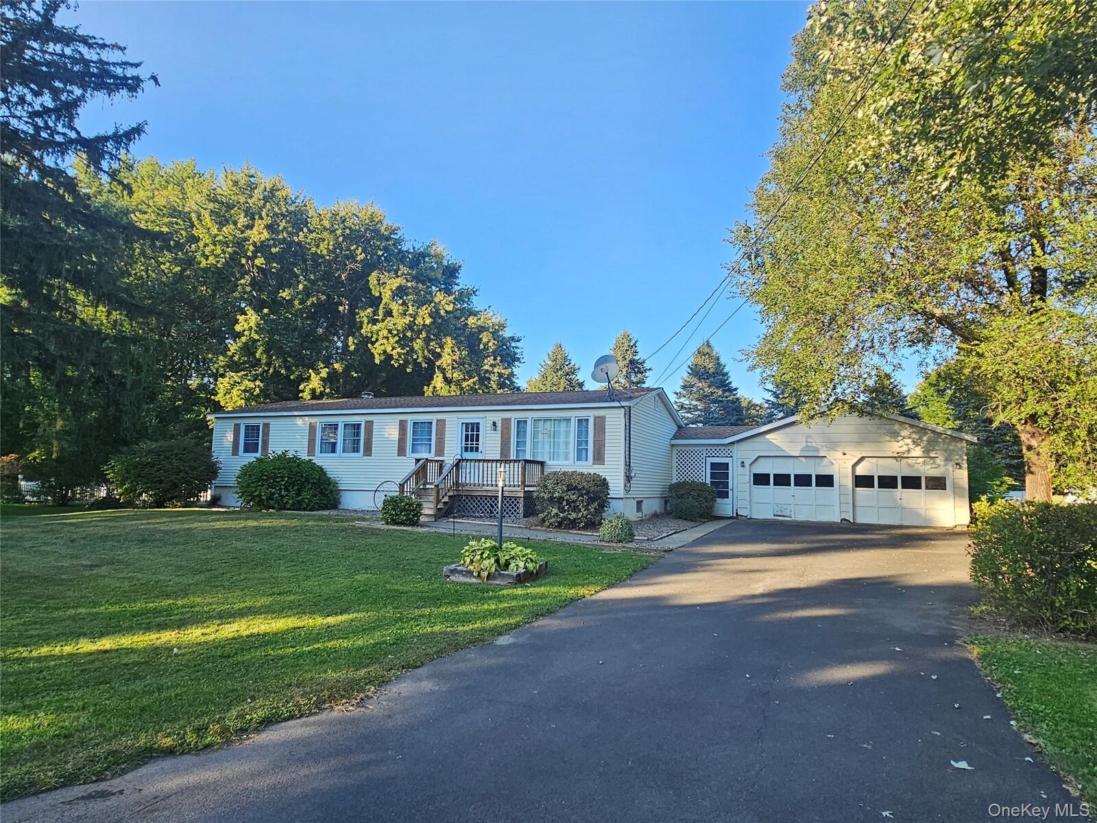 Property Photo: 19 Rivenburg Lane NY 12534