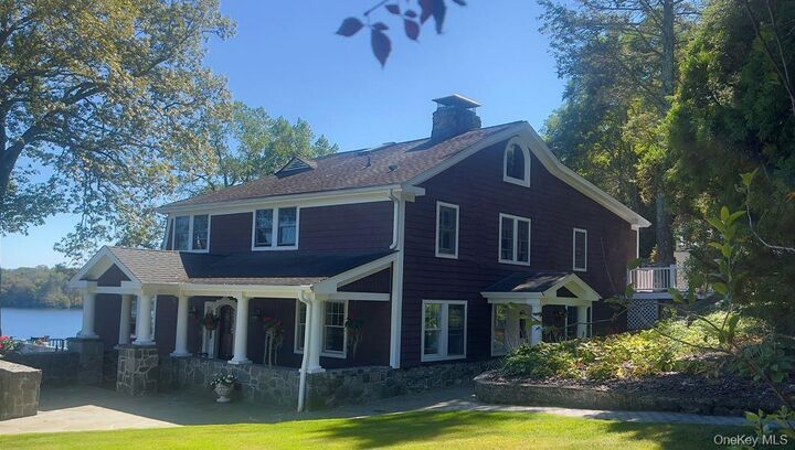 Property Photo:  300 West Lake Blvd  NY 10541 