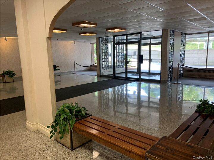 Property Photo:  377 N Broadway 717  NY 10701 