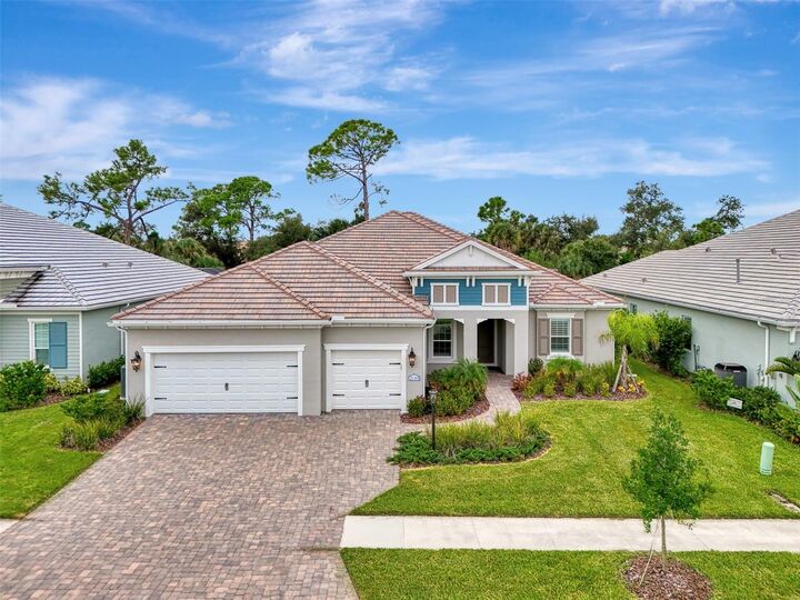 Property Photo: 21353 Holmes Circle FL 34293