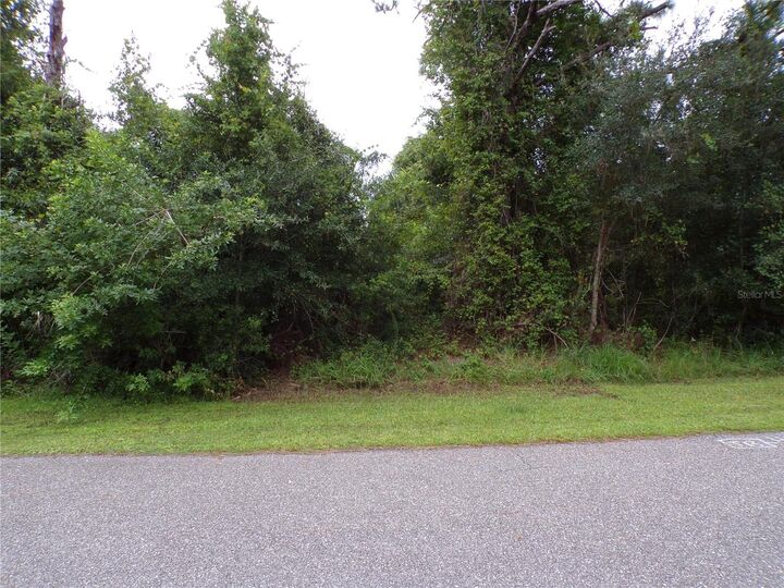 Property Photo:  Embassy Road  FL 34291 