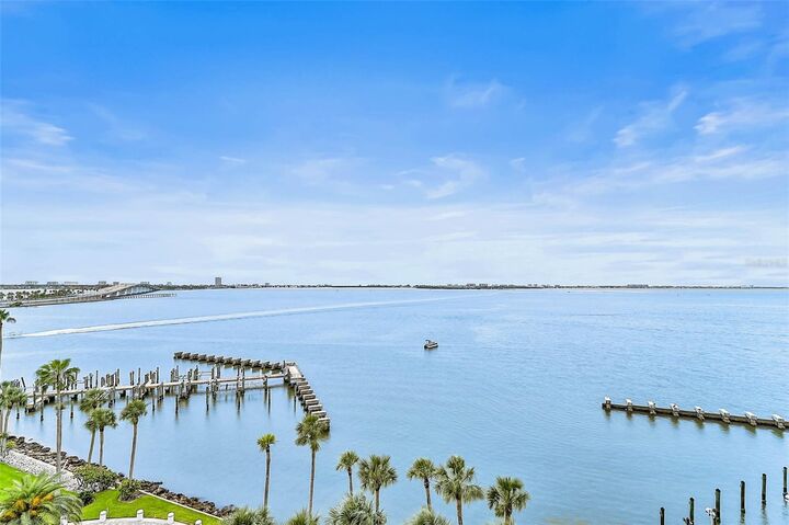 Property Photo: 988 Blvd Of The Arts 812 FL 34236