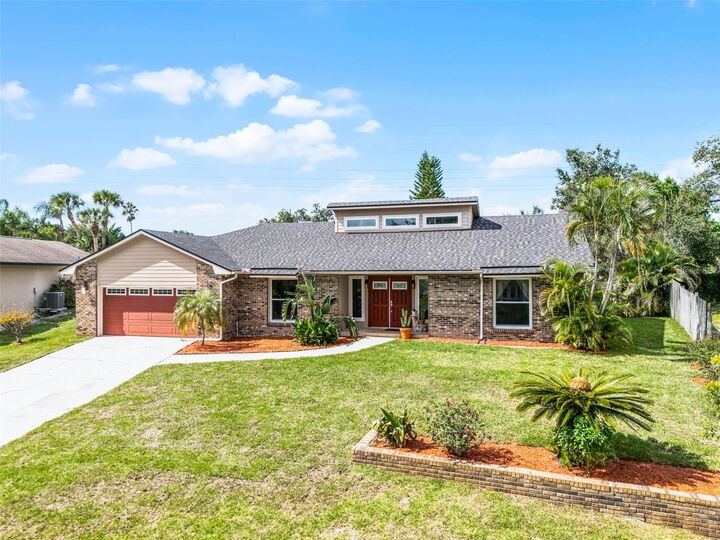 Property Photo:  5224 Abelia Drive  FL 32819 