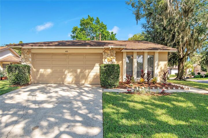 Property Photo:  402 San Leandro Drive  FL 32707 