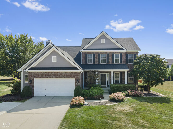 Property Photo: 1237 Wolcott Court IN 46074