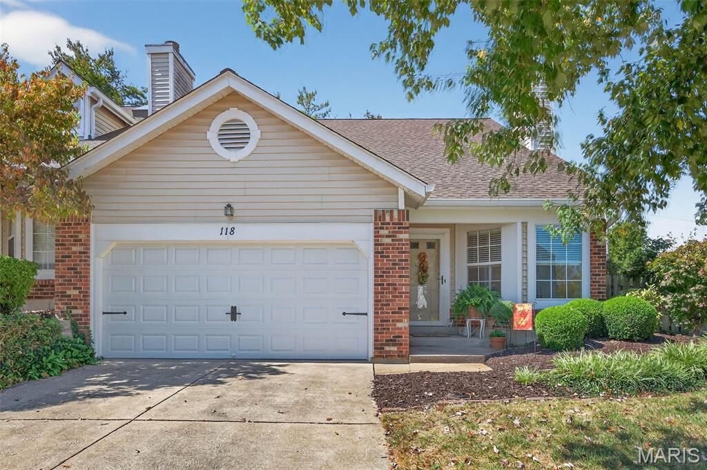 Property Photo: 118 Cascade Circle Drive MO 63021