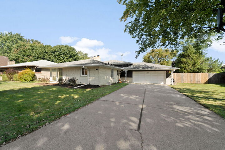 Property Photo: 620 North St WI 53402