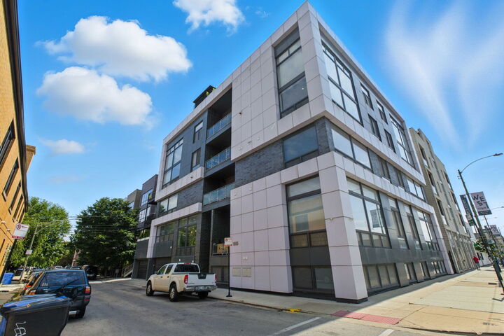 1555 W Fry Street 102  Chicago IL 60642 photo