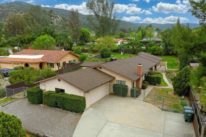 Property Photo:  23416 Glenn Ellen Way  CA 92065