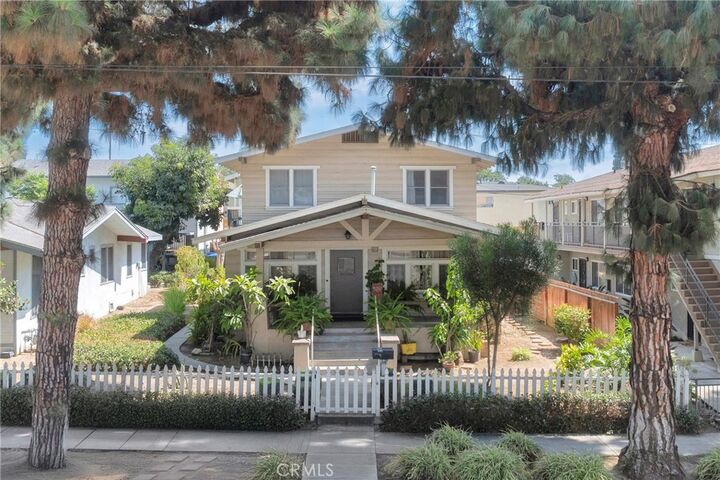 7612 7614 Pickering Avenue  Whittier CA 90602 photo