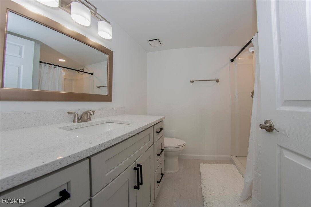Property Photo:  16007 Davis Road 613  FL 33908 