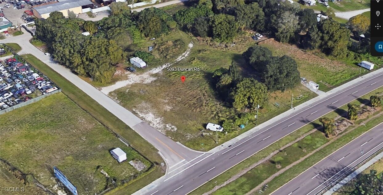 Property Photo:  5093 Duncan Road  FL 33982 
