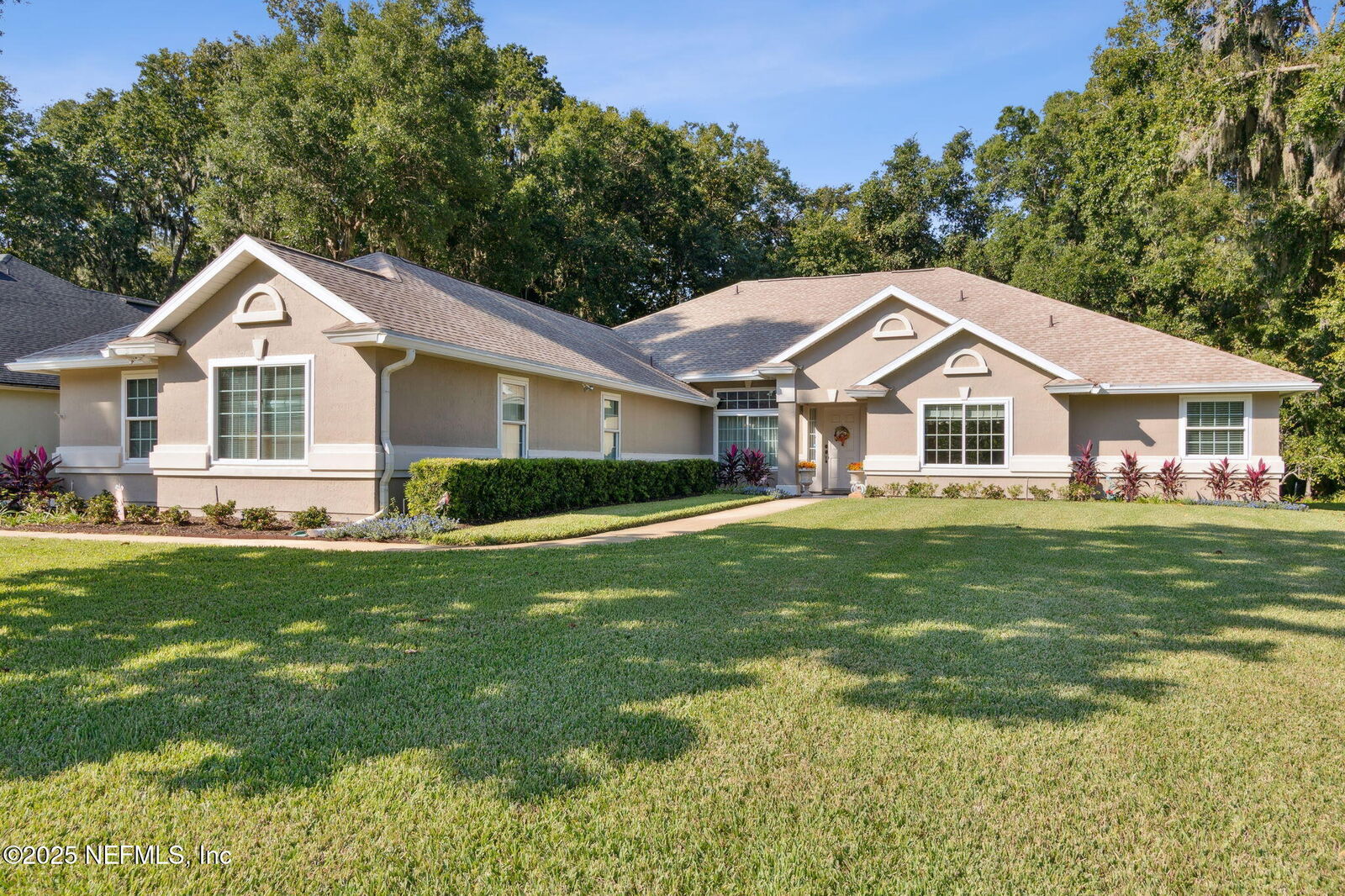 Property Photo: 2870 Amelia Bluff Drive FL 32226
