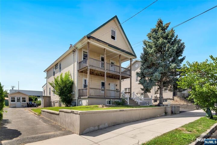 Property Photo:  15 1st Street 1  NJ 07644 