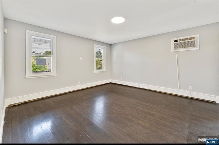 Property Photo:  15 1st Street 1  NJ 07644 