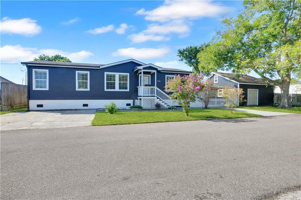 Property Photo:  2717 Amigo Avenue  LA 70072