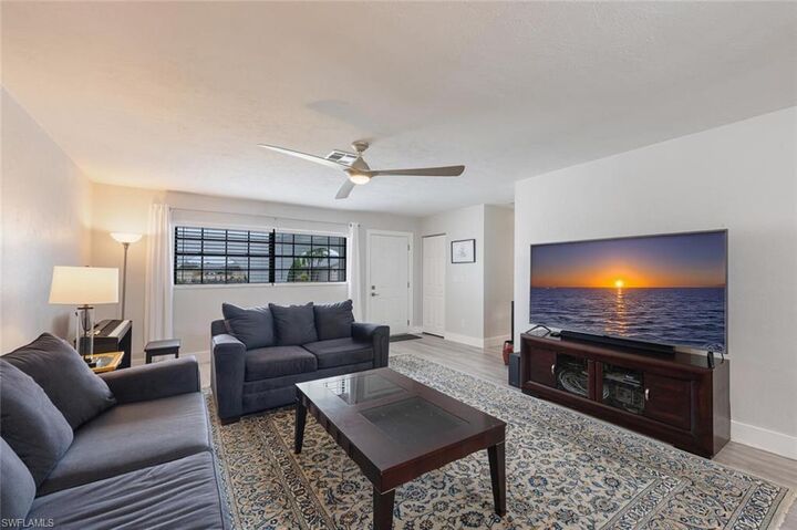 Property Photo:  104 Picardy Ct  FL 34112 