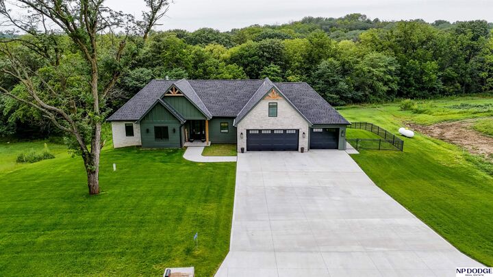 23056 Frontier Lane  Glenwood IA 51534 photo
