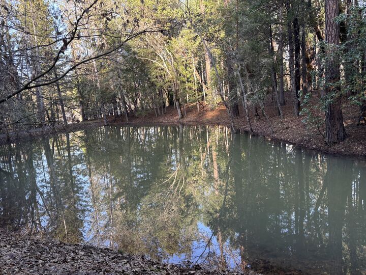 Property Photo: 304 Woodlake Drive OR 97527