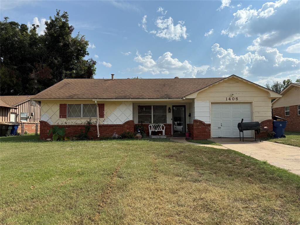 Property Photo:  1405 W Mississippi Avenue  OK 73018 