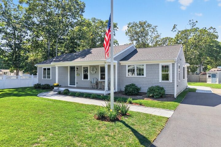 Property Photo:  28 Hudson St  MA 02540 