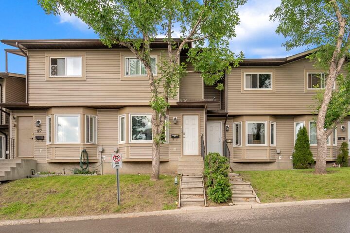 Photo de la propriété:  55 Falshire Terrace NE  AB T3J 3B6 