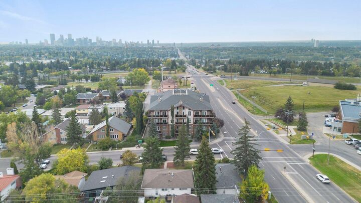 Photo de la propriété:  4440 14 Street NW 301  AB T2K 1J5