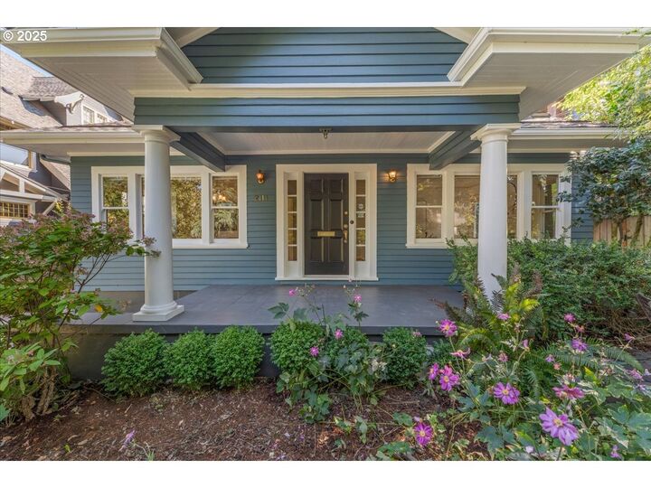Property Photo:  2414 NE 25th Ave  OR 97212 