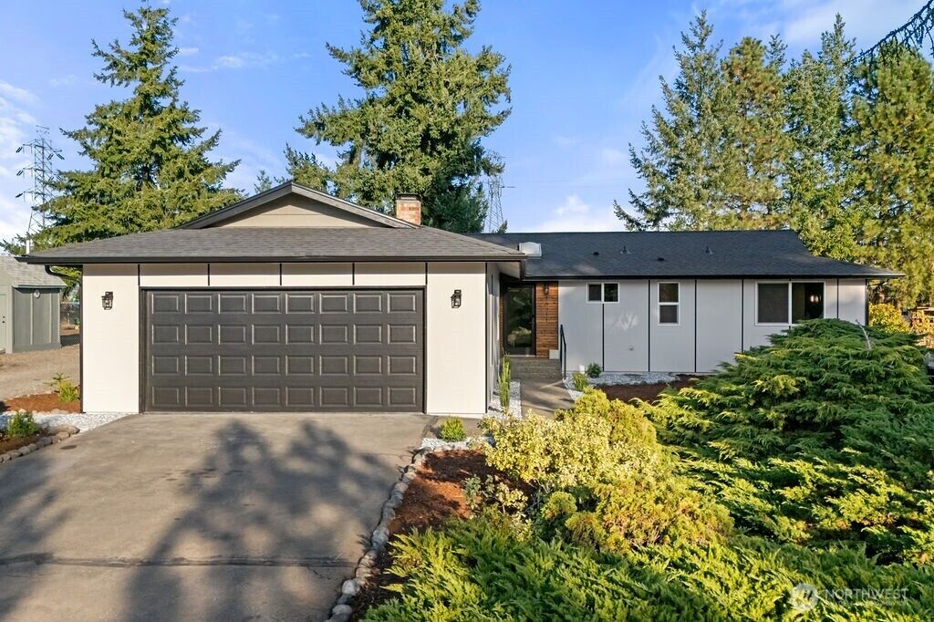 Property Photo:  18311  40th Avenue E  WA 98446 