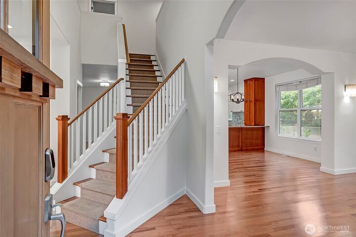 Property Photo:  414  10th Street S  WA 98033 