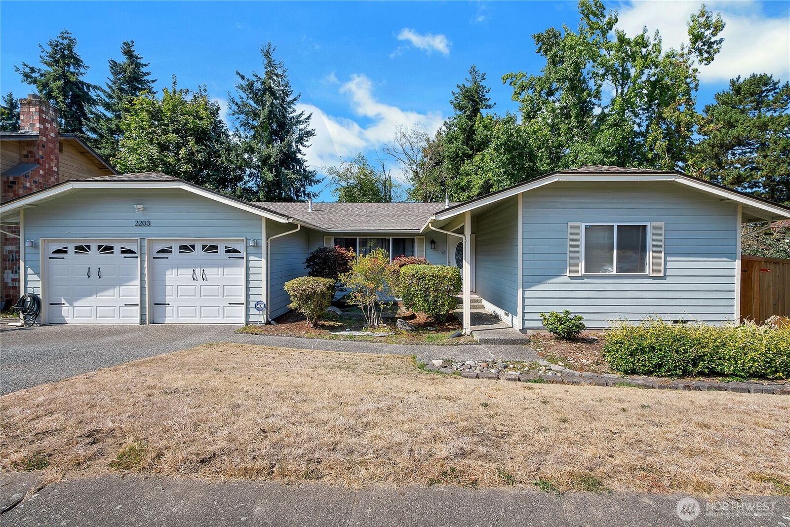 Property Photo:  2203  Lincoln Pl. Se.  WA 98055 