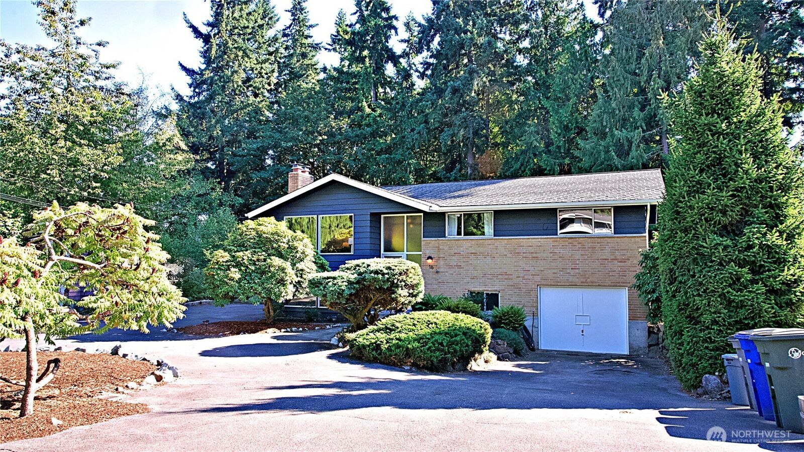Property Photo:  16  234th Place SE  WA 98021 