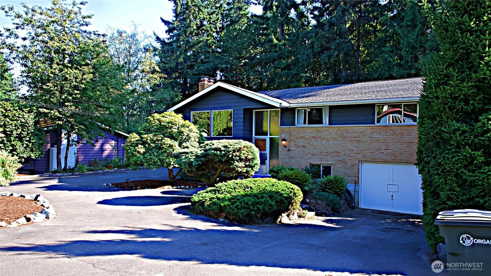 Property Photo:  16  234th Place SE  WA 98021 