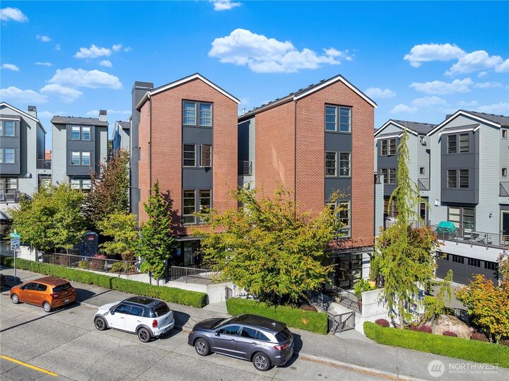 2246  Clise Place W  Seattle WA 98199 photo