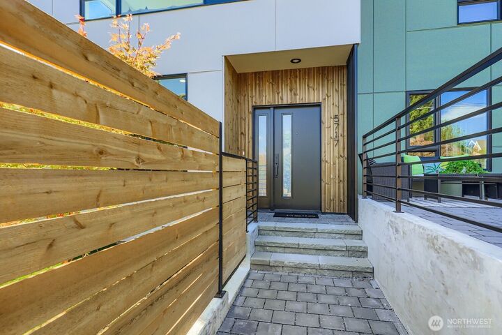 Property Photo: 5717 35th Avenue NE WA 98105