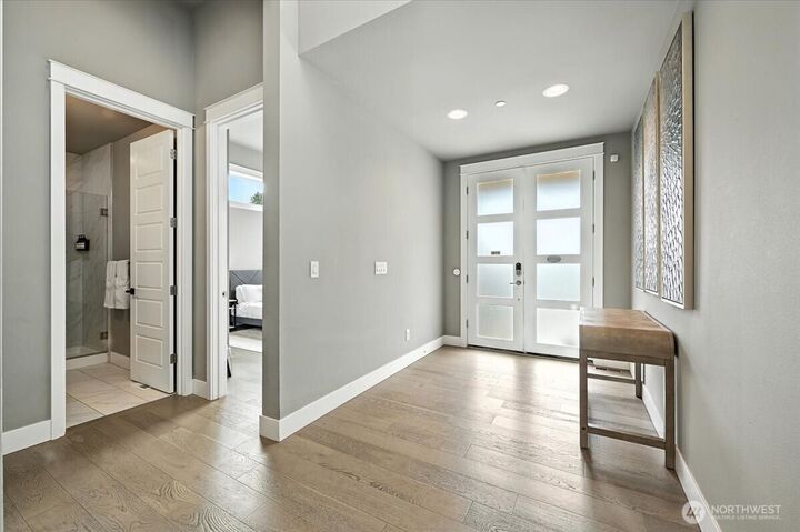 Property Photo: 7905 5th Place SE WA 98258