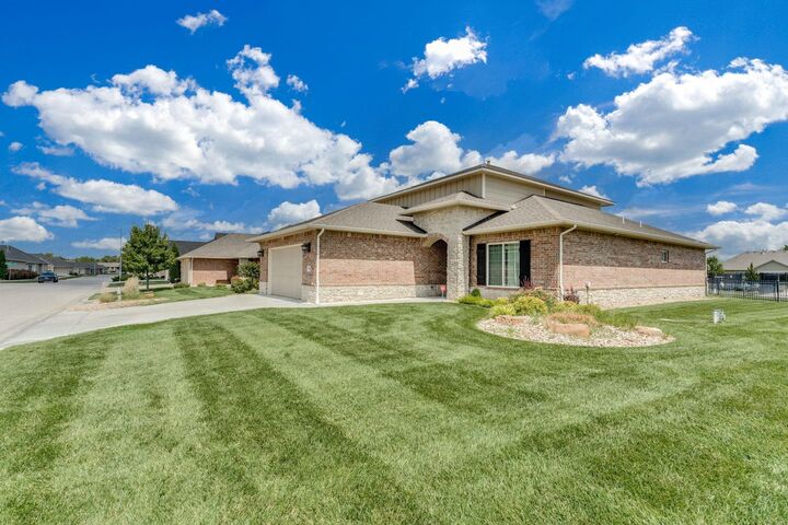 Property Photo:  730 N Firefly St  KS 67235 