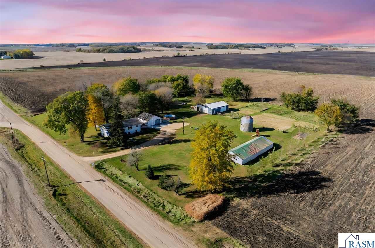 Property Photo:  37658 410th Street  MN 56082 