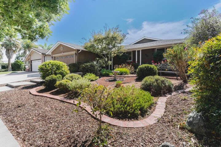 Property Photo:  864 Midvale Lane  CA 95136 